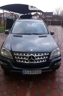 Mercedes-Benz M-Class 2010 - пробег 320 тыс. км