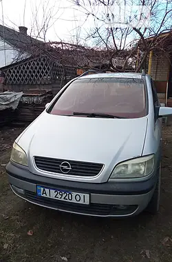 Opel Zafira 2002 - пробіг 272 тис. км