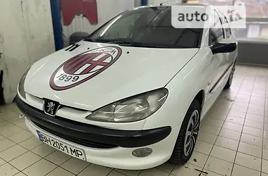 Peugeot 206 2000 - пробіг 280 тис. км