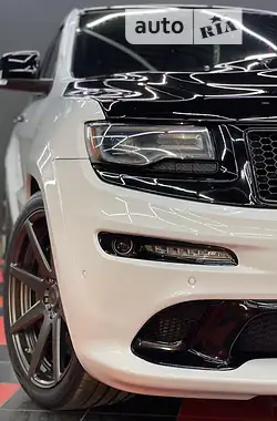 Jeep Grand Cherokee SRT8 2014 - пробіг 130 тис. км