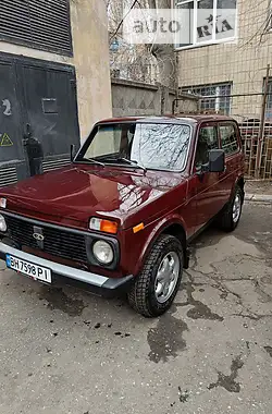 ВАЗ / Lada 21214 / 4x4 21214 2009 - пробіг 125 тис. км