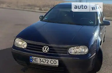 Volkswagen Golf 2000 - пробег 240 тыс. км