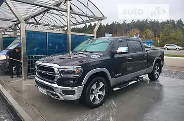 Ram 1500 Laramie 2018 - пробег 162 тыс. км