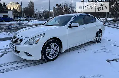 Infiniti G25 2012 - пробег 230 тыс. км