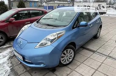 Nissan Leaf 2014 - пробег 115 тыс. км