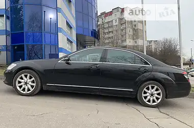 Mercedes-Benz S-Class 2008 - пробег 147 тыс. км