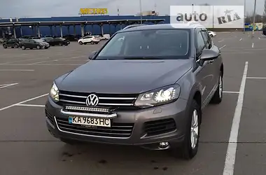 Volkswagen Touareg 2012 - пробег 225 тыс. км