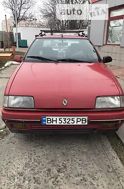 Renault 19 1991 - пробіг 320 тис. км