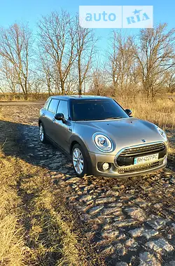 MINI Clubman Clubmam 2018 - пробіг 73 тис. км