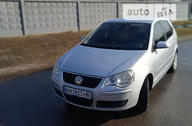 Volkswagen Polo 2007 - пробег 252 тыс. км