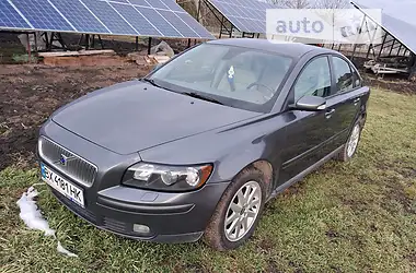 Volvo S40 2005 - пробег 251 тыс. км