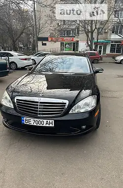 Mercedes-Benz S-Class 2008 - пробіг 180 тис. км