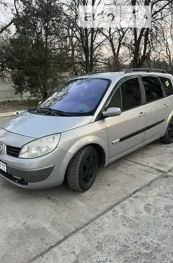 Renault Grand Scenic 2004 - пробег 385 тыс. км