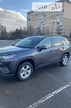 Toyota RAV4 2020 - пробіг 43 тис. км