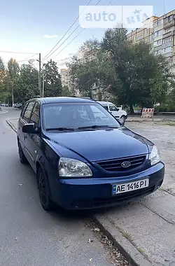 Kia Carens 2004 - пробіг 315 тис. км