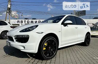 Porsche Cayenne 2014 - пробег 187 тыс. км