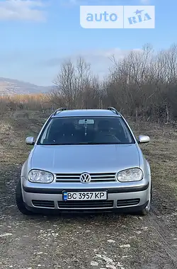 Volkswagen Golf 2001 - пробіг 240 тис. км