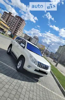 Toyota Land Cruiser Prado 2013 - пробіг 53 тис. км