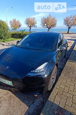 Tesla Model 3 long range 75kw 2018 - пробег 30 тыс. км