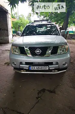 Nissan Pathfinder 2006 - пробег 208 тыс. км