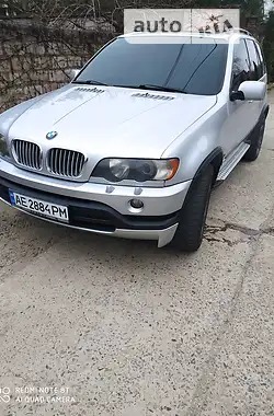 BMW X5 2001 - пробіг 5 тис. км