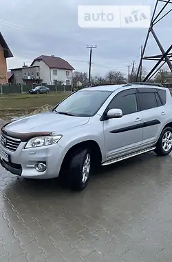 Toyota RAV4 2010 - пробіг 211 тис. км