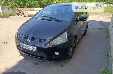 Mitsubishi Grandis 2008 - пробіг 300 тис. км