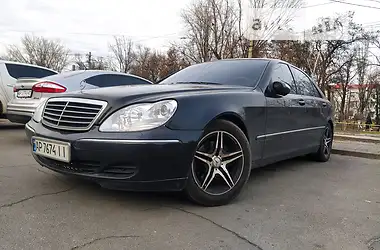 Mercedes-Benz S-Class 2005 - пробег 335 тыс. км