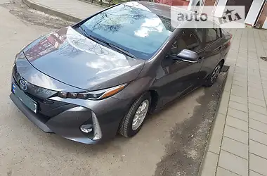 Toyota Prius Prime 2021 - пробіг 5 тис. км