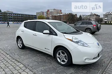 Nissan Leaf 2013 - пробіг 189 тис. км