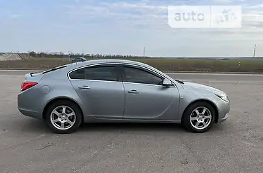 Opel Insignia 2011 - пробіг 378 тис. км