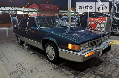 Cadillac Fleetwood 1990 - пробег 225 тыс. км