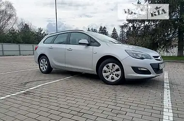 Opel Astra 2012 - пробіг 197 тис. км