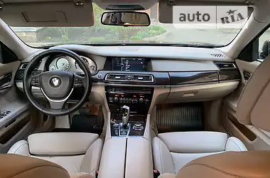 BMW 7 Series 2011 - пробег 211 тыс. км