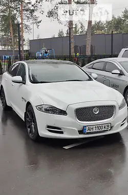 Jaguar XJ PORTFOLIO LONG AWD 2013 - пробег 145 тыс. км