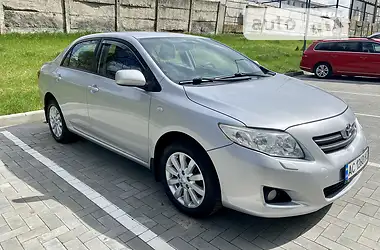 Toyota Corolla 2010 - пробіг 243 тис. км