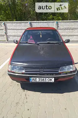Peugeot 405 1987 - пробіг 500 тис. км
