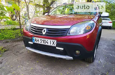 Renault Sandero 2012 - пробег 117 тыс. км