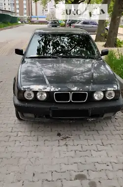 BMW 5 Series 1995 - пробіг 250 тис. км