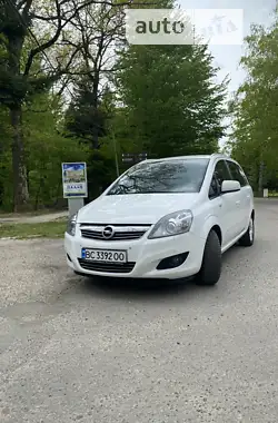 Opel Zafira  2012 - пробіг 256 тис. км