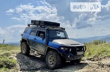 Toyota FJ Cruiser 2007 - пробіг 140 тис. км