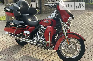 Harley-Davidson FLHTK CVO 2015 - пробег 44 тыс. км