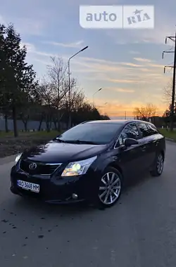 Toyota Avensis 2010 - пробег 228 тыс. км