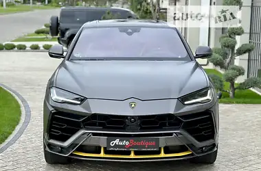 Lamborghini Urus Capsule 2022 - пробег 8 тыс. км