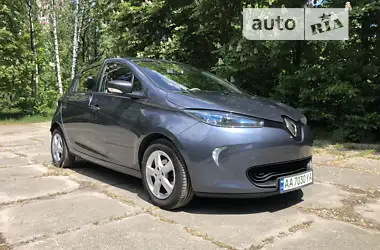 Renault Zoe 2017 - пробег 161 тыс. км