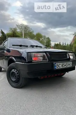 ВАЗ / Lada 2108  1990 - пробіг 180 тис. км
