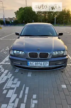 BMW 3 Series  2001 - пробіг 416 тис. км