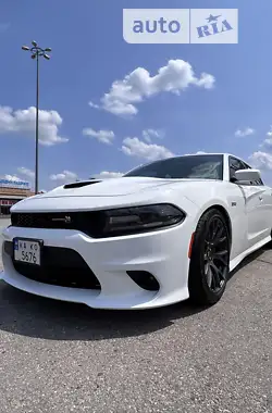 Dodge Charger 2019 - пробіг 40 тис. км