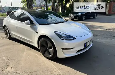 Tesla Model 3 2018 - пробіг 81 тис. км