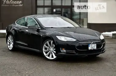Tesla Model S 2013 - пробіг 159 тис. км